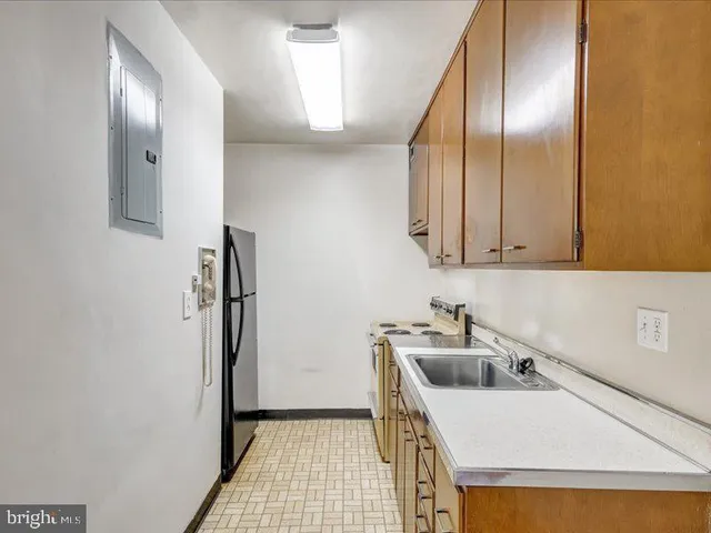 $150,000 | 4101 Cathedral Avenue Northwest, Unit 409, Washington, DC 20016