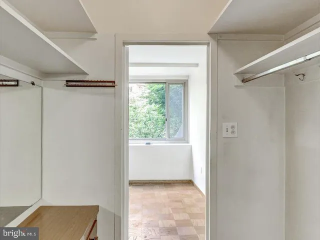 $150,000 | 4101 Cathedral Avenue Northwest, Unit 409, Washington, DC 20016