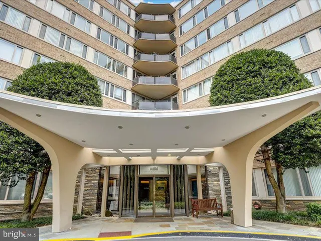 $150,000 | 4101 Cathedral Avenue Northwest, Unit 409, Washington, DC 20016