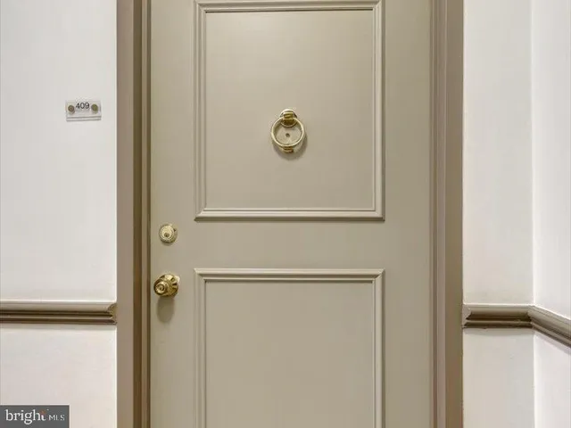 $150,000 | 4101 Cathedral Avenue Northwest, Unit 409, Washington, DC 20016