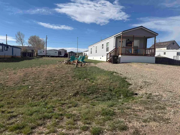 $164,000 | 507 West Spring Avenue, Saratoga, WY 82331
