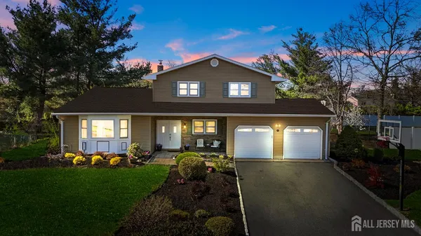 $749,000 | 12 Boxwood Road, Piscataway, NJ 08854