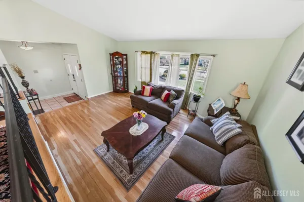 $749,000 | 12 Boxwood Road, Piscataway, NJ 08854