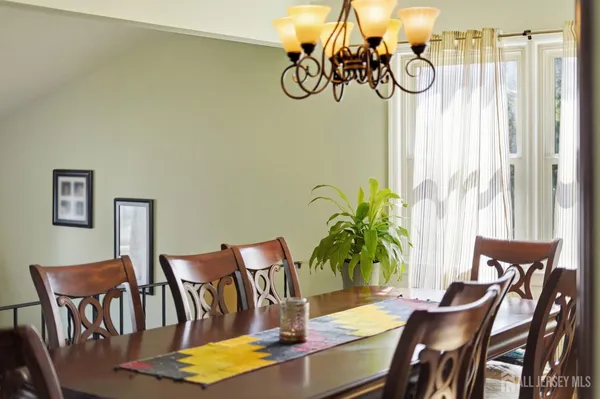 $749,000 | 12 Boxwood Road, Piscataway, NJ 08854