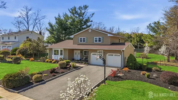 $749,000 | 12 Boxwood Road, Piscataway, NJ 08854