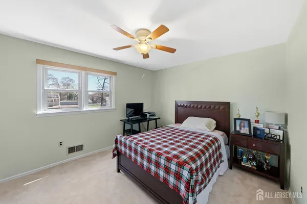 $749,000 | 12 Boxwood Road, Piscataway, NJ 08854