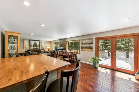 $1,099,000 | 1575 Crystal Air Drive, South Lake Tahoe, CA 96150