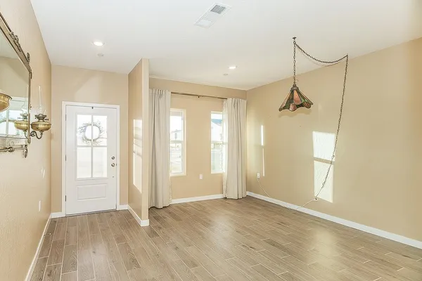 $519,500 | 3301 La Mirada, Clovis, CA 93619