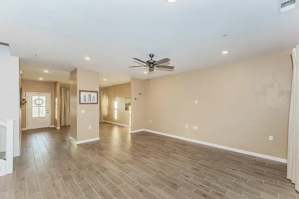 $519,500 | 3301 La Mirada, Clovis, CA 93619