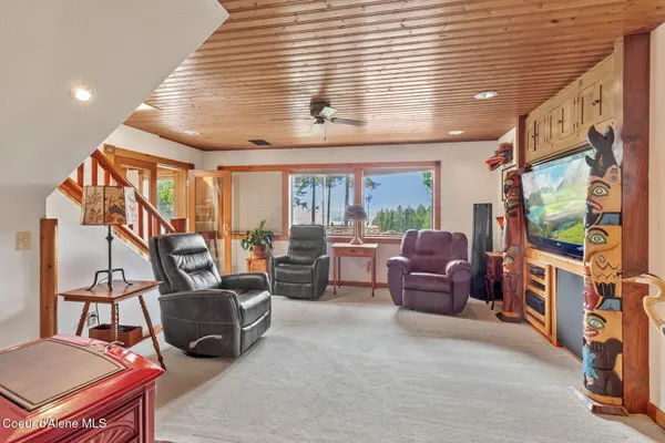 $5,999,900 | 8562 South Gozzer Road, Harrison, ID 83833