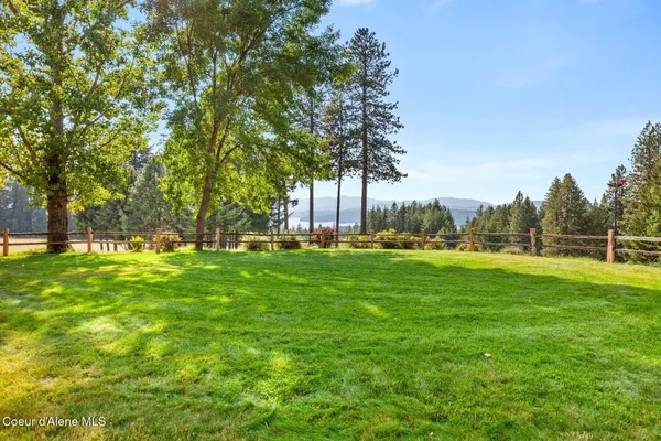 $5,999,900 | 8562 South Gozzer Road, Harrison, ID 83833