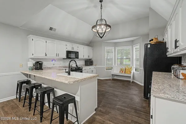 $385,000 | 2601 Birch Island Drive, Nesbit, MS 38651