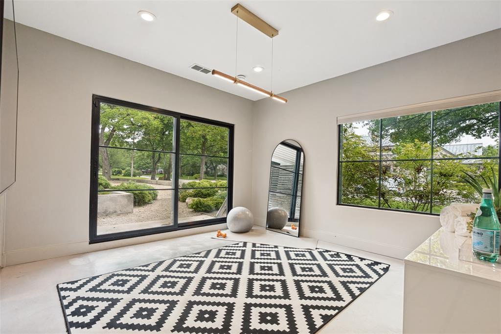 4325 Pomona Road Dallas, TX 75209 - Photo 16 of 23