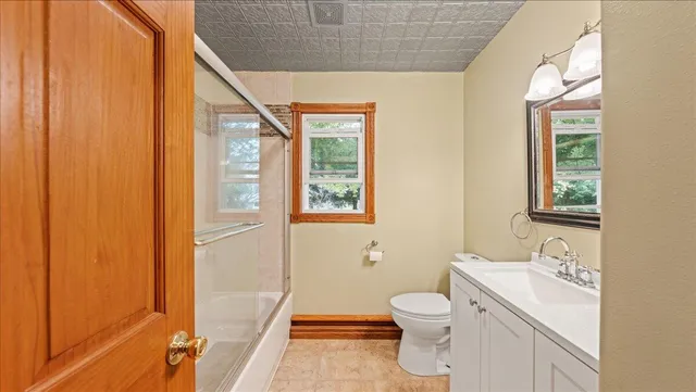 $290,000 | 727 Garfield Avenue, Viroqua, WI 54665