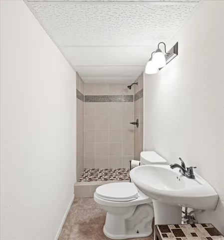 $290,000 | 727 Garfield Avenue, Viroqua, WI 54665