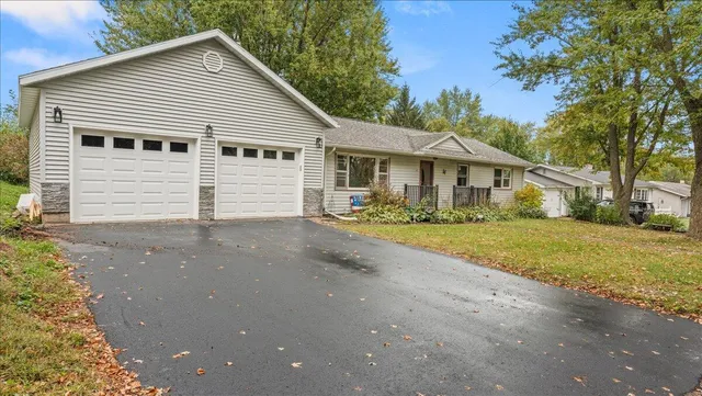 $290,000 | 727 Garfield Avenue, Viroqua, WI 54665