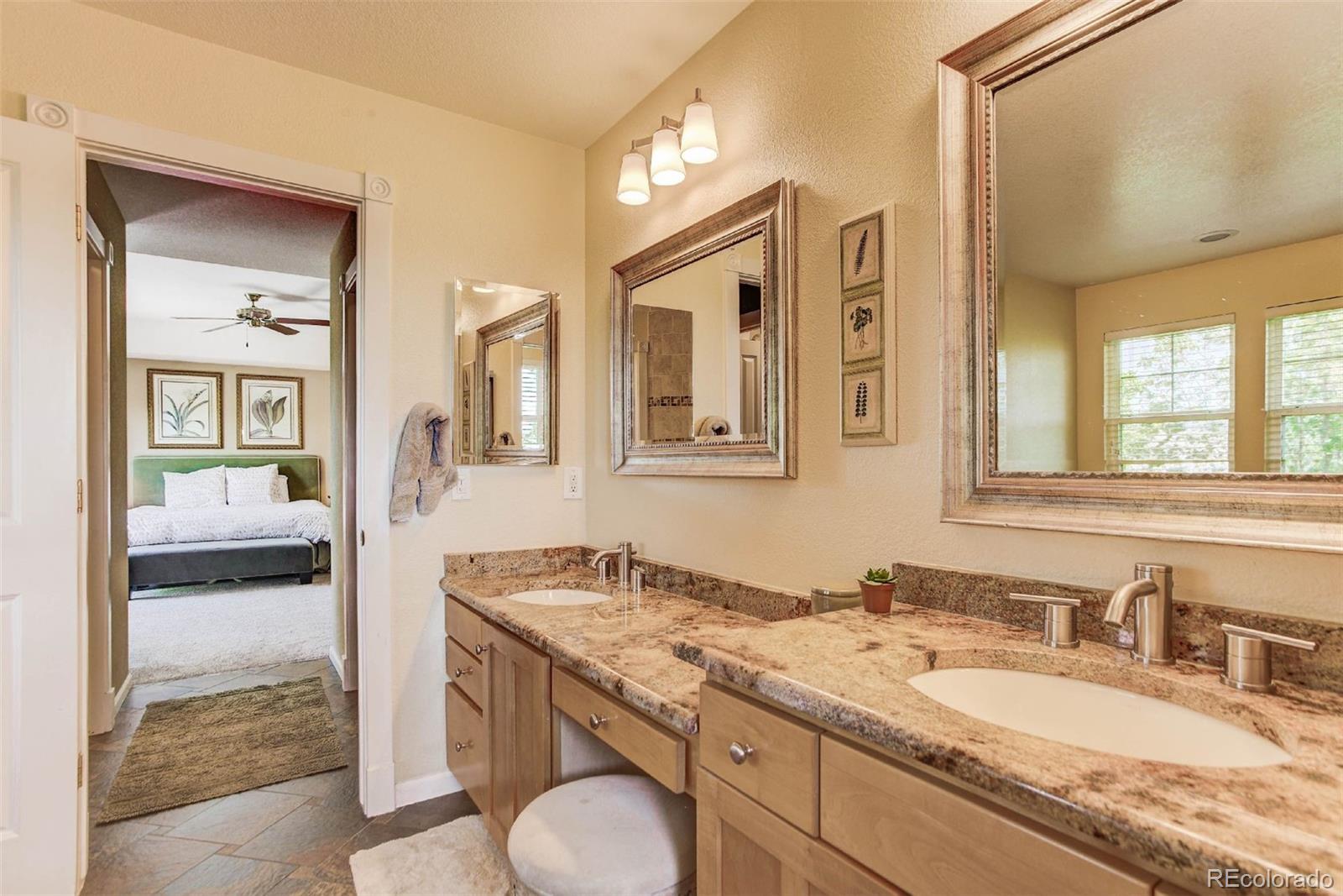 2190 Creekside Point Highlands Ranch, CO 80129 - Photo 15 of 33 Gallery Image 15