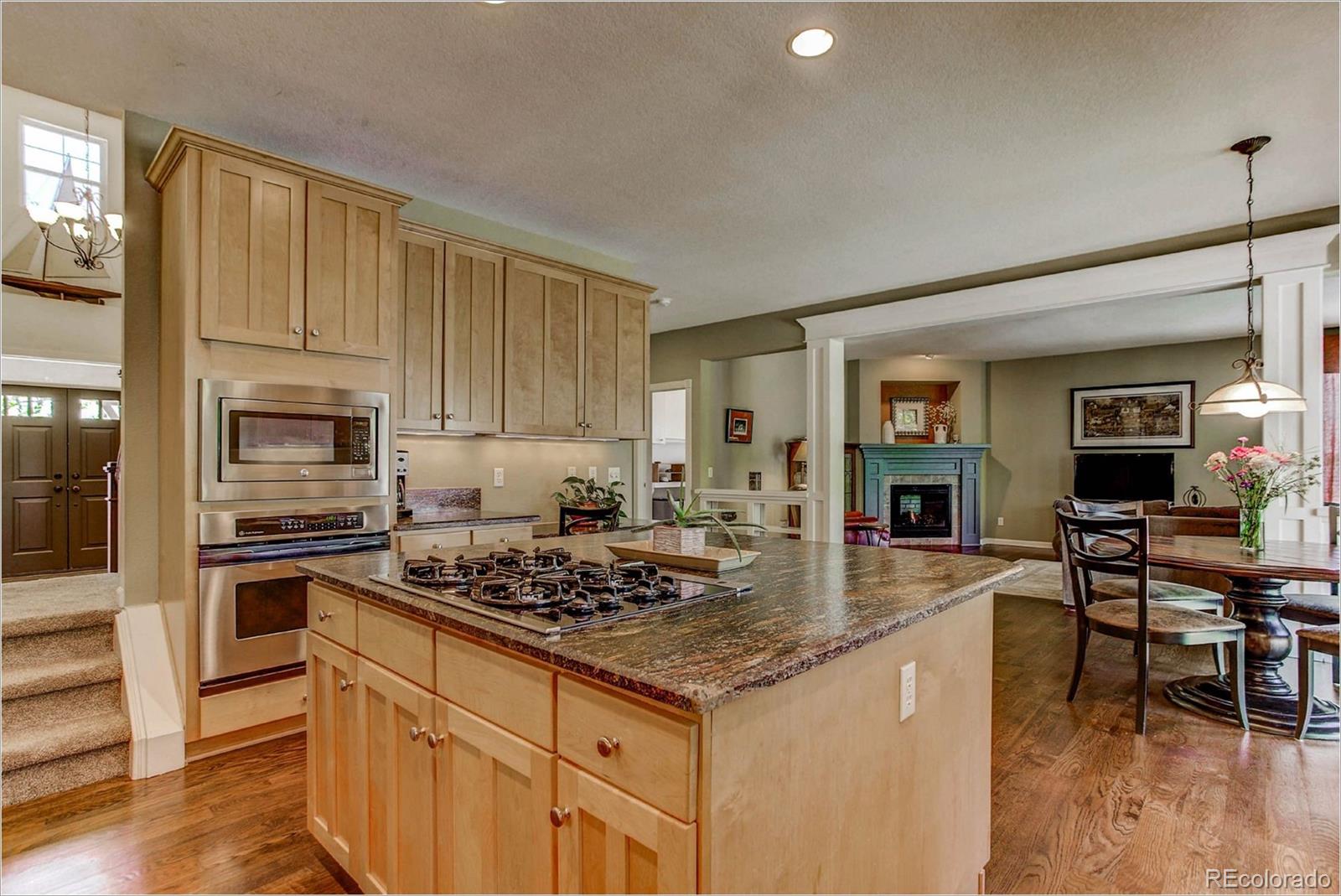 2190 Creekside Point Highlands Ranch, CO 80129 - Photo 5 of 33 Gallery Image 5