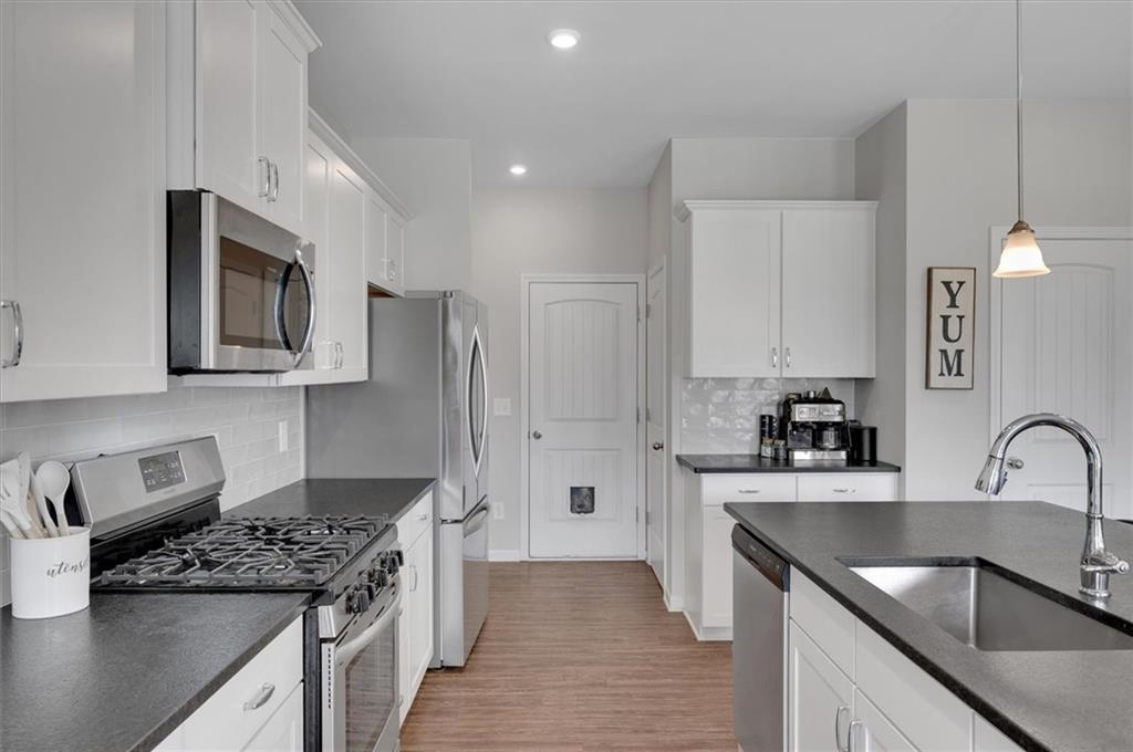 34 Rock Foot Way Cartersville, GA 30120 - Photo 5 of 35