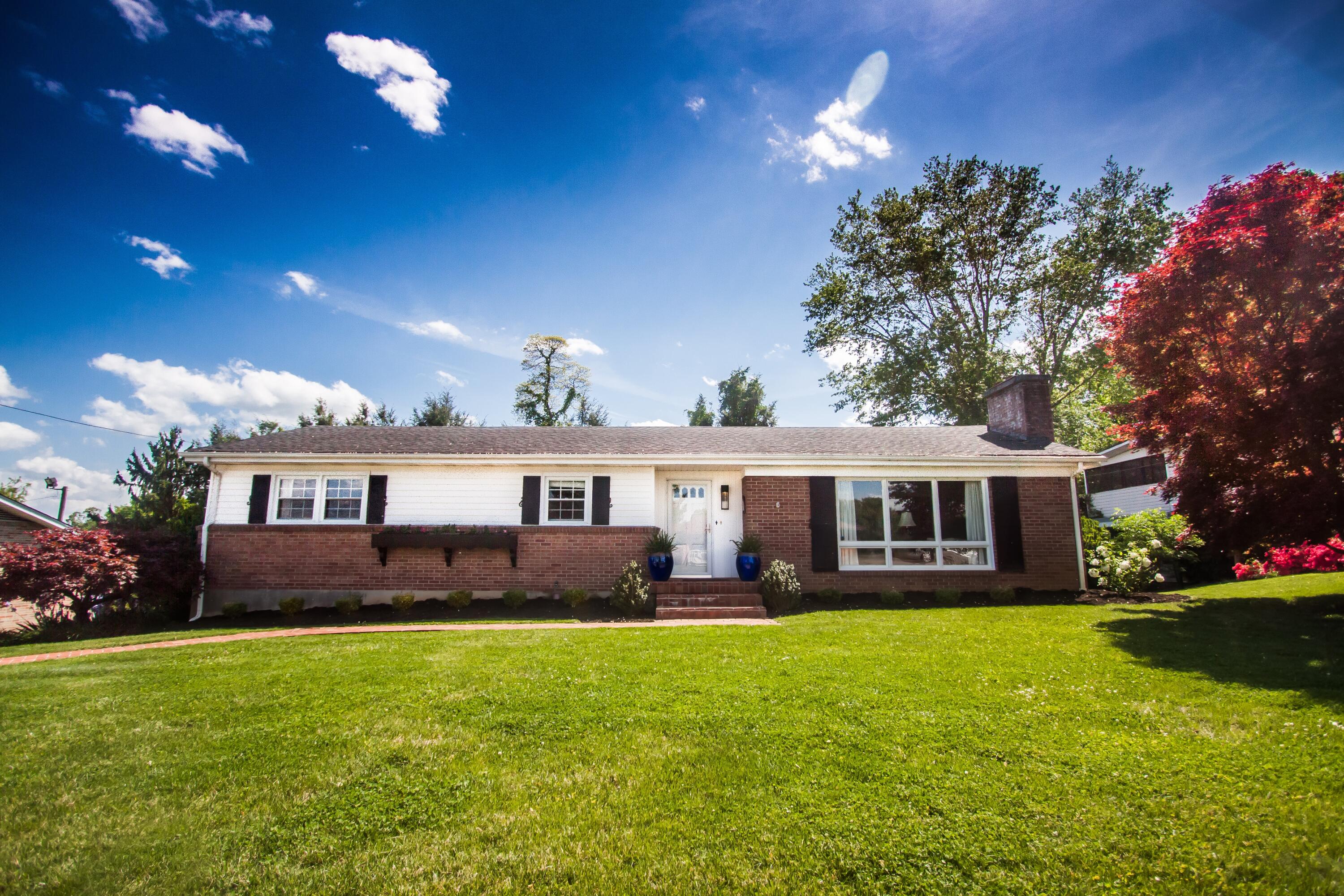 234 Haverhill Road Bristol, VA 24201 - Photo 1 of 24 IMG_3373-HDR