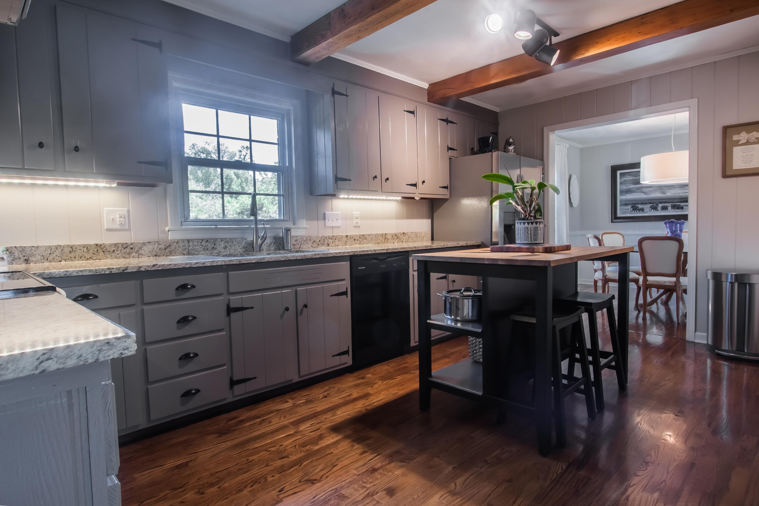 234 Haverhill Road Bristol, VA 24201 - Photo 11 of 24 IMG_3562-HDR