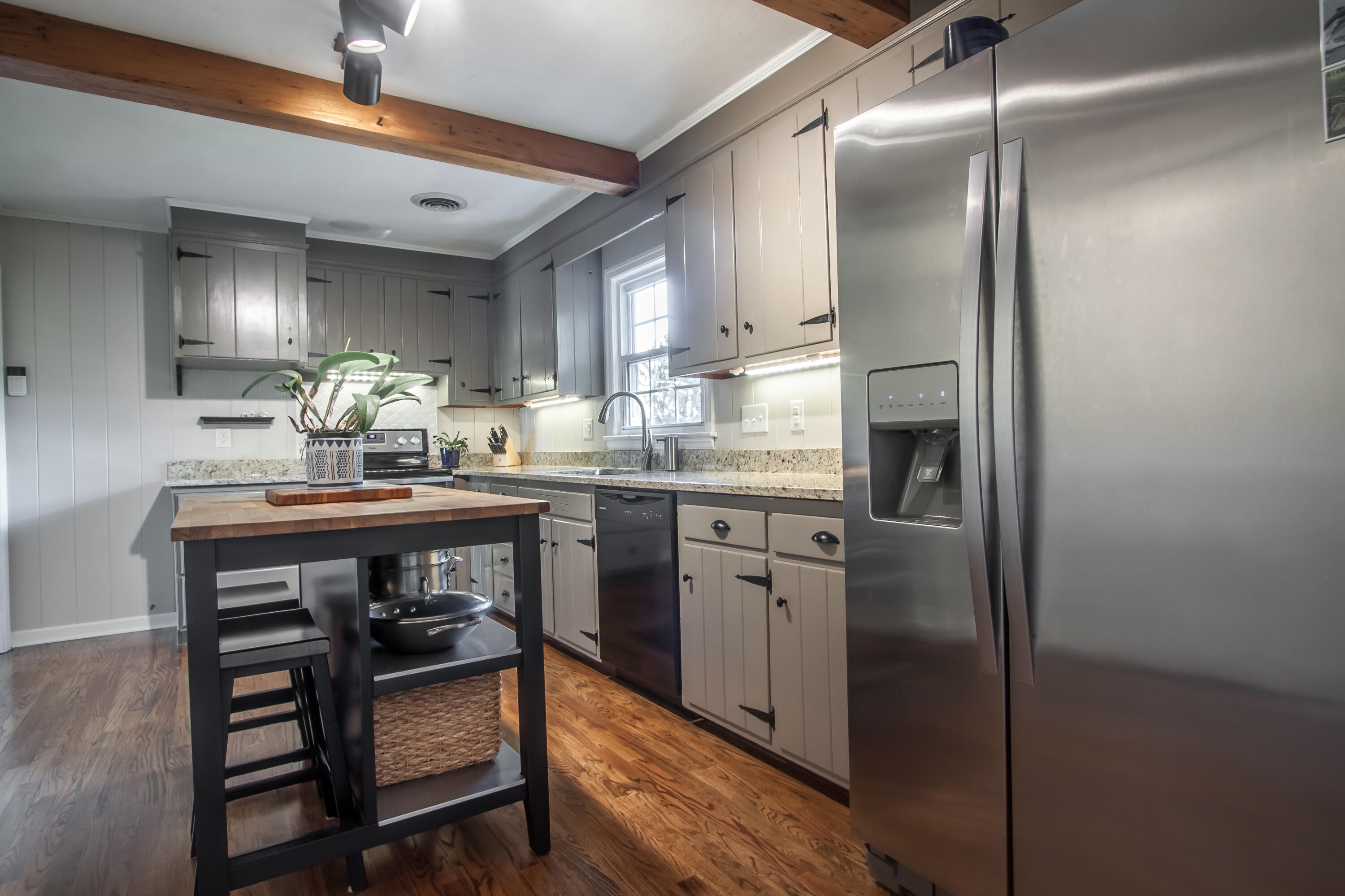 234 Haverhill Road Bristol, VA 24201 - Photo 13 of 24 IMG_3593-HDR