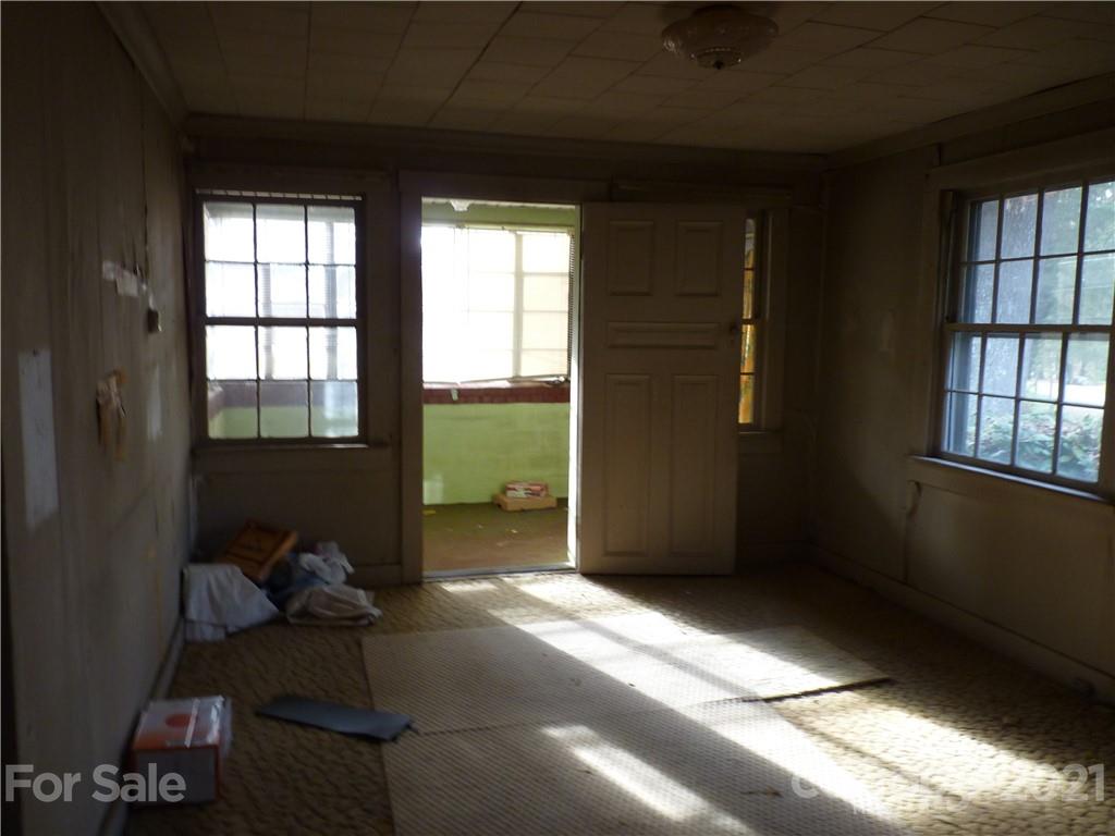 1209 Rhyne Road Charlotte, NC 28214 - Photo 15 of 28 Gallery Image 15