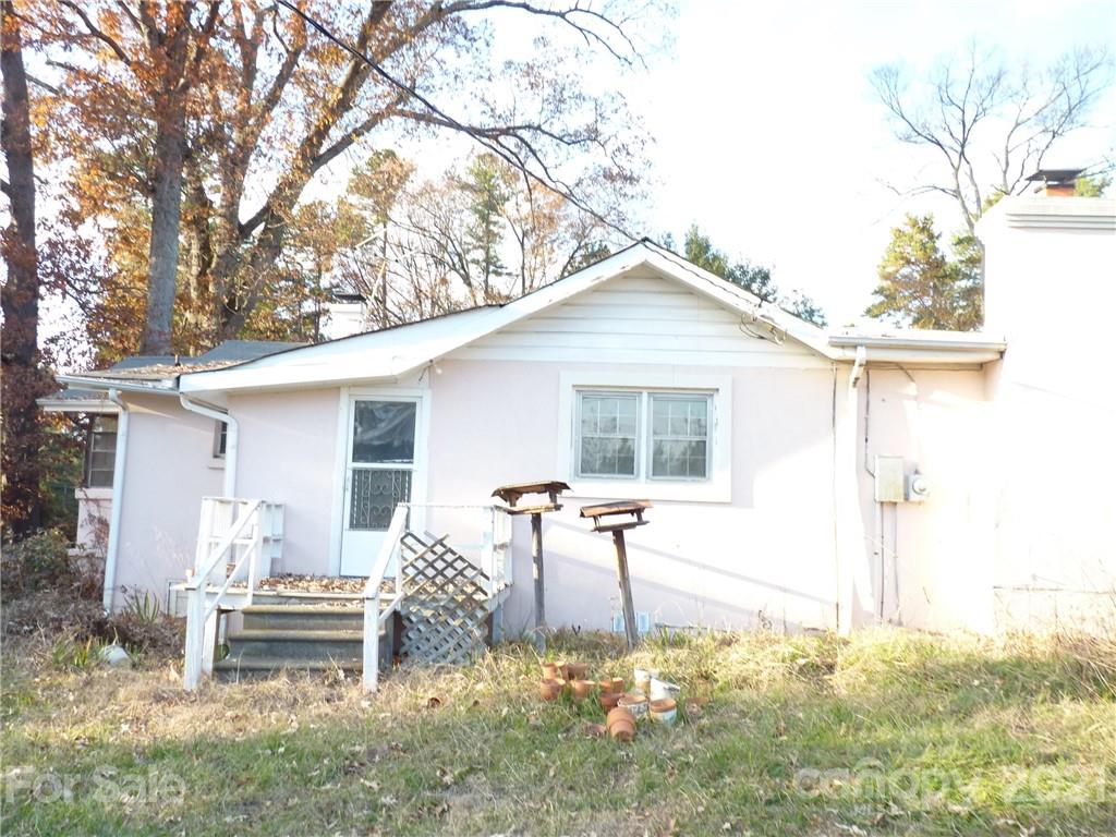 1209 Rhyne Road Charlotte, NC 28214 - Photo 5 of 28 Gallery Image 5