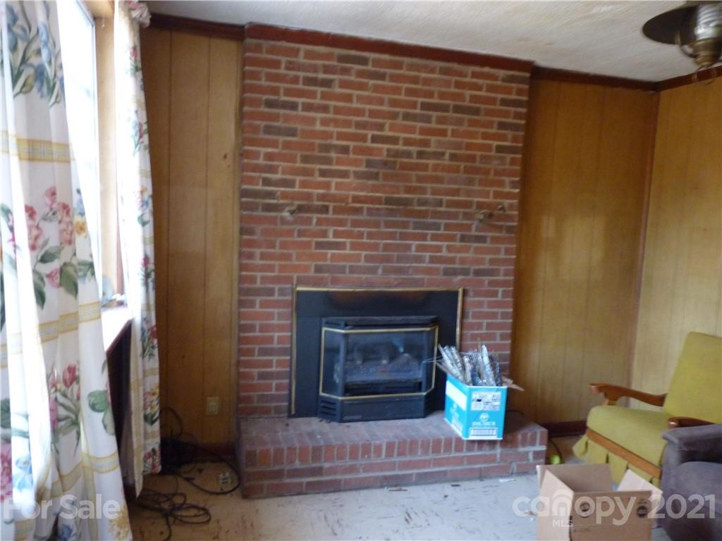 1209 Rhyne Road Charlotte, NC 28214 - Photo 8 of 28 Gallery Image 8