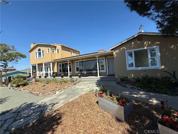$2,350,000 | 410 Kings Avenue, Morro Bay, CA 93442