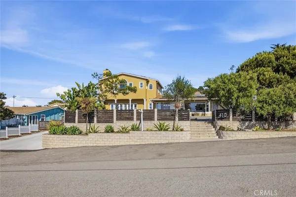 $2,350,000 | 410 Kings Avenue, Morro Bay, CA 93442