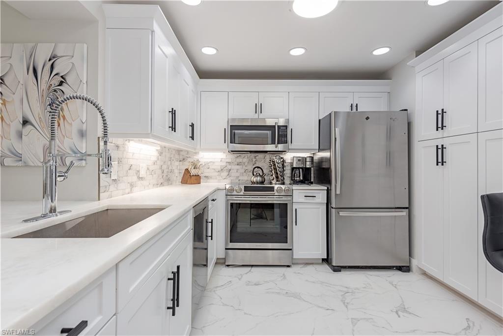 231 2nd Avenue South, Unit 102 Naples, FL 34102 - Photo 8 of 13