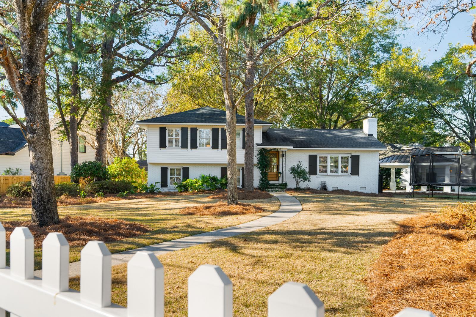 412 Palm Street Mount Pleasant, SC 29464 - Photo 2 of 57 1
