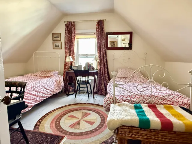 $395,000 | 7 Mountain Street, Vinalhaven, ME 04863