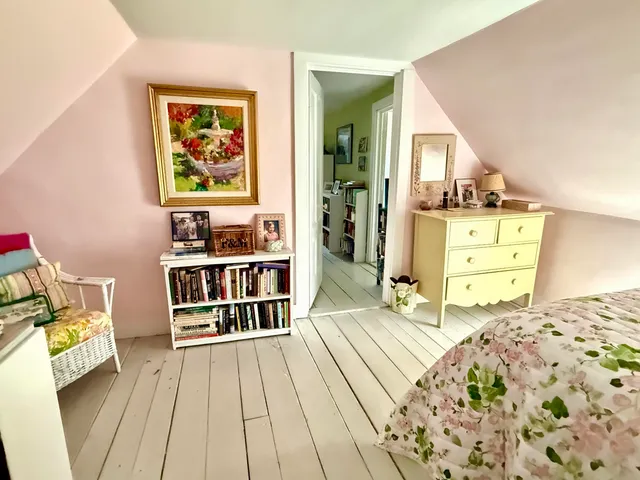 $395,000 | 7 Mountain Street, Vinalhaven, ME 04863