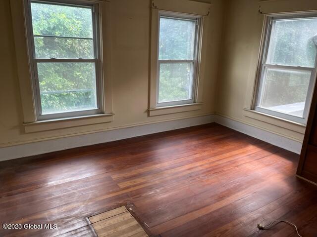 2942 Troy-Schenectady Road Schenectady, NY 12309 - Photo 7 of 34 IMG_0197
