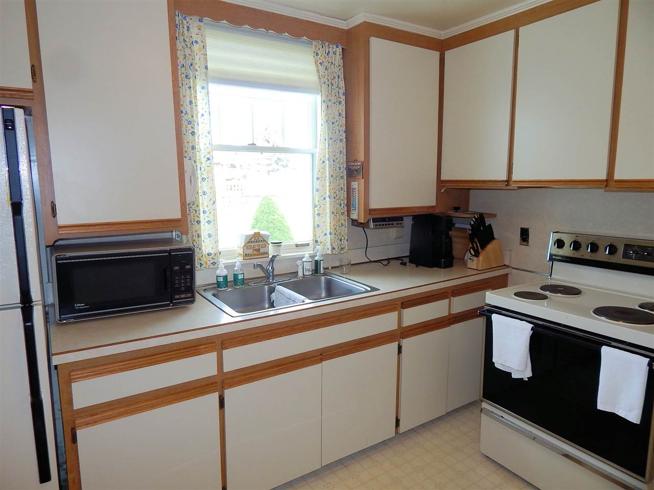 2914 Wolverine Road East Tawas, MI 48730 - Photo 10 of 35 1847616-9.JPG