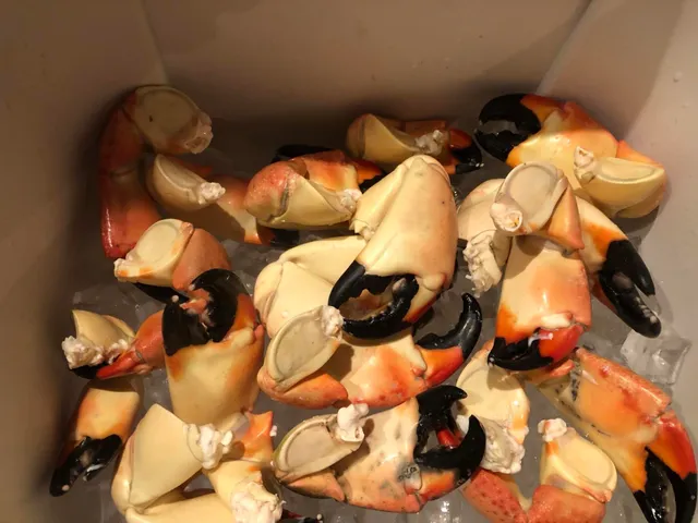 $2,695,000 | 835 Gulf Drive, Summerland Key, FL 33042