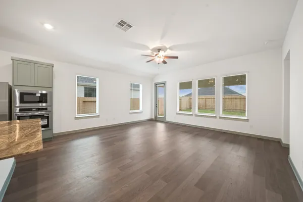 $3,000 | 3264 Woodrose Orchard Drive, Pearland, TX 77581