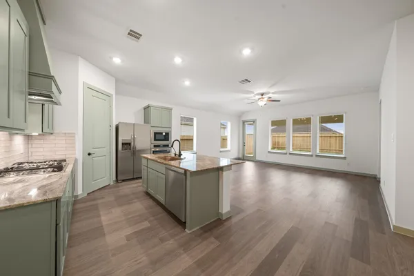 $3,000 | 3264 Woodrose Orchard Drive, Pearland, TX 77581