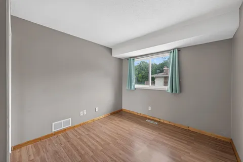 $235,000 | 12206 Oak Leaf Circle, Burnsville, MN 55337