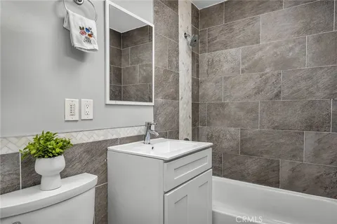 $1,250,000 | 23911 Fulmar Avenue, Torrance, CA 90501