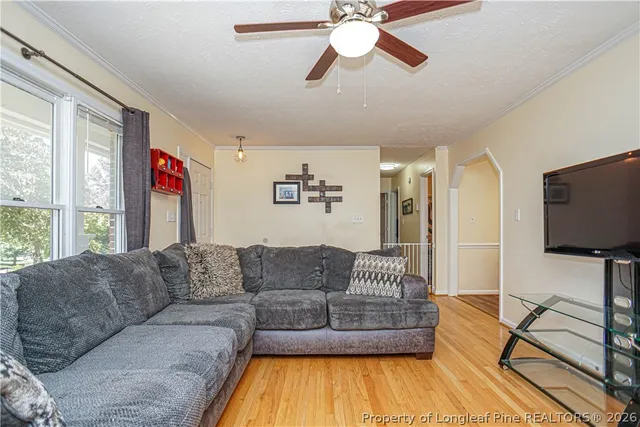 $1,650 | 184 East 12 Oaks Road, Raeford, NC 28376