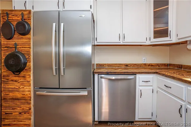 $1,650 | 184 East 12 Oaks Road, Raeford, NC 28376