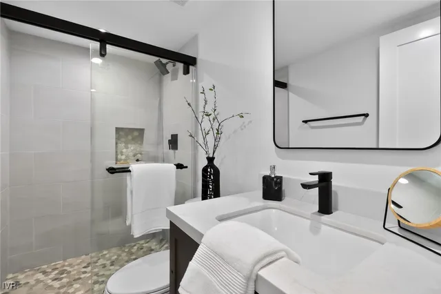 $898,000 | 321 Ski Way, Unit 142, Incline Village, NV 89451