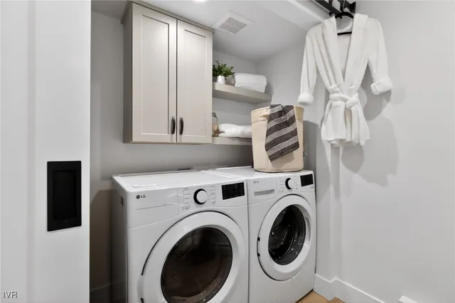 $898,000 | 321 Ski Way, Unit 142, Incline Village, NV 89451