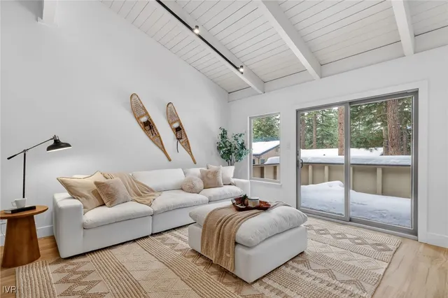 $898,000 | 321 Ski Way, Unit 142, Incline Village, NV 89451