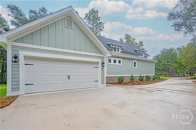 $477,500 | 1228 Park View Circle Northeast, Townsend, GA 31331