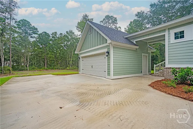 $477,500 | 1228 Park View Circle Northeast, Townsend, GA 31331