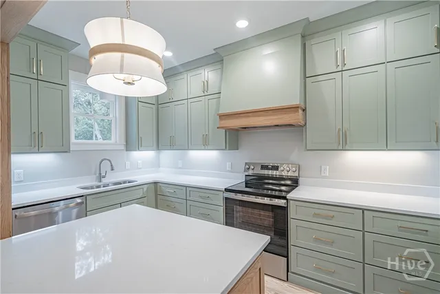 $477,500 | 1228 Park View Circle Northeast, Townsend, GA 31331